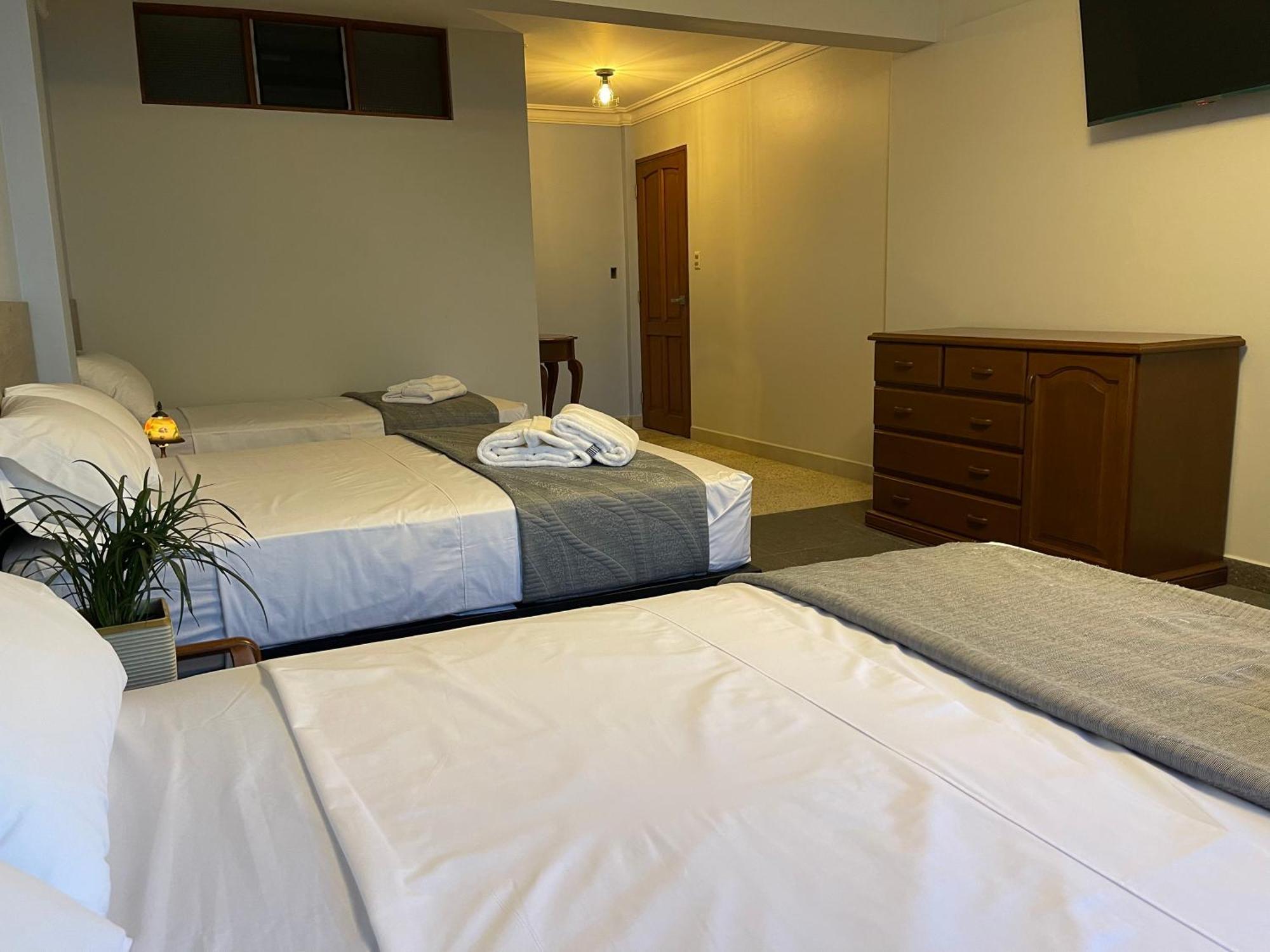 Izza Hotel Cochabamba Kültér fotó