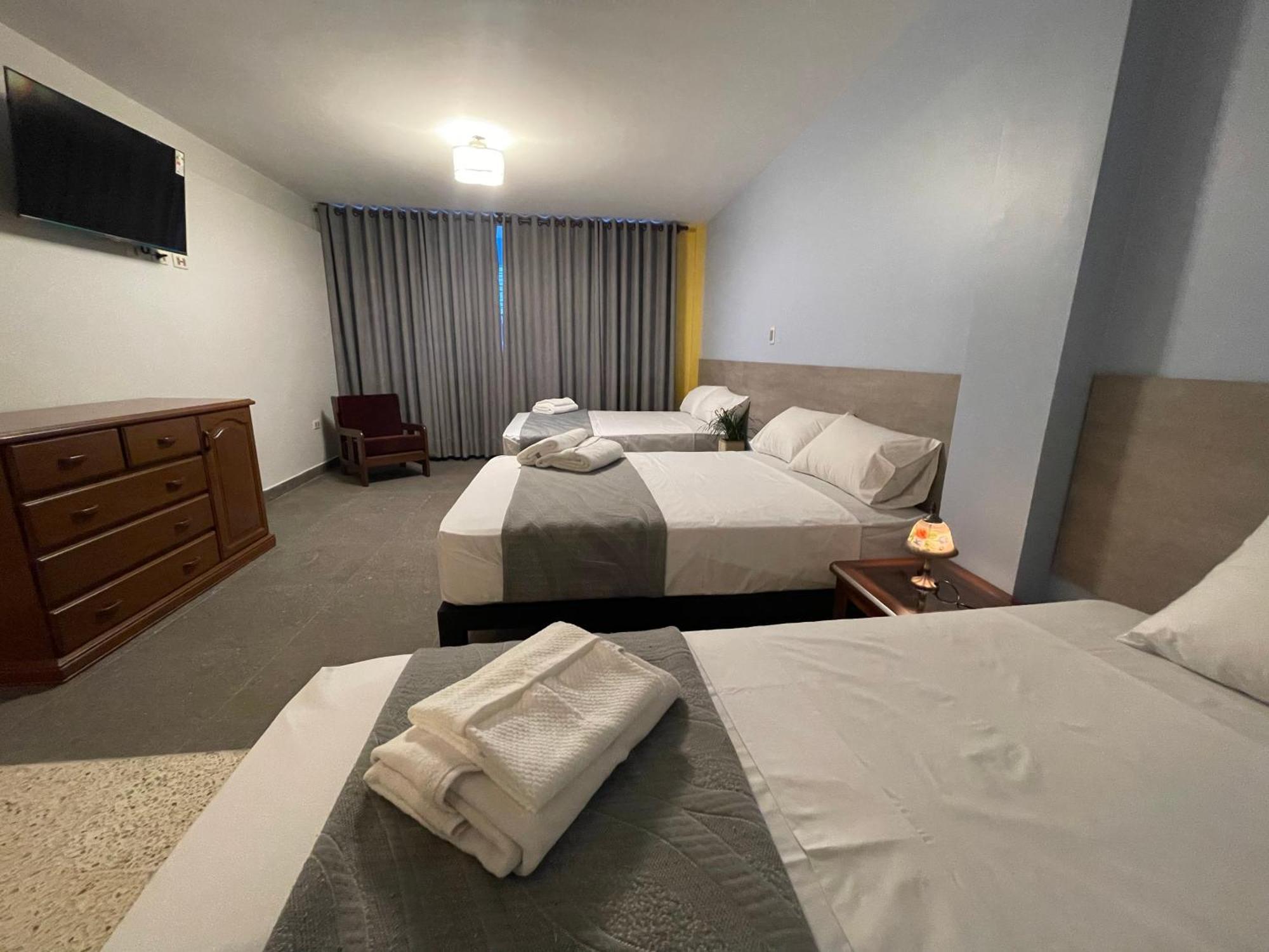 Izza Hotel Cochabamba Kültér fotó