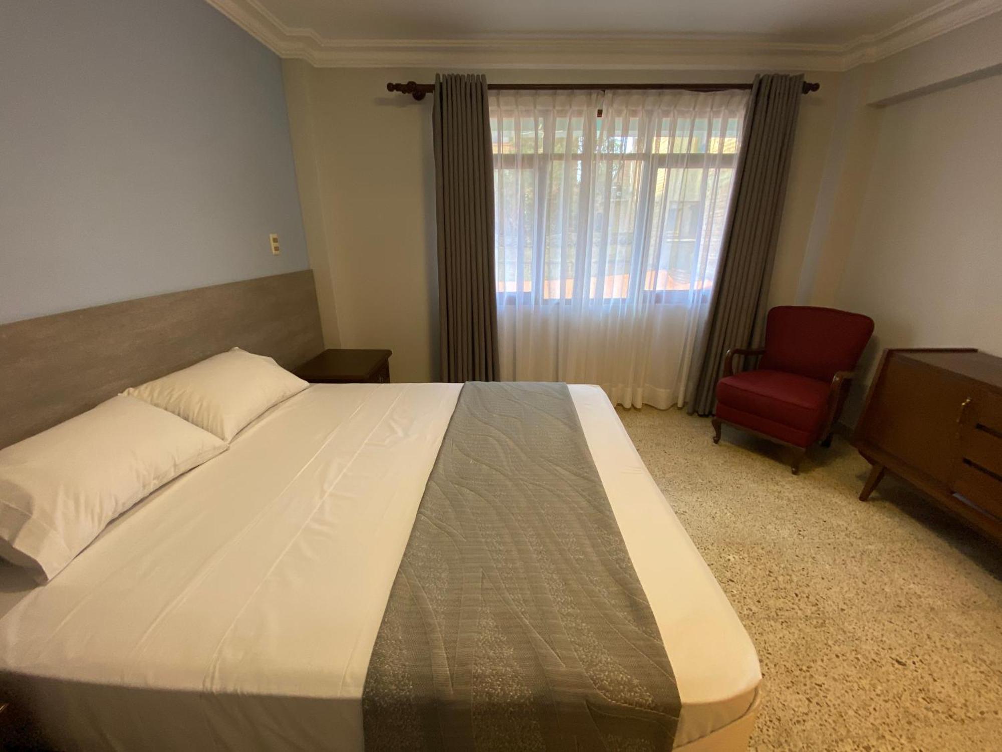 Izza Hotel Cochabamba Kültér fotó