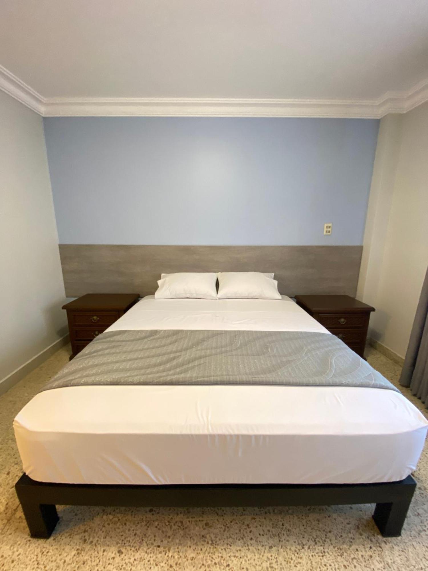 Izza Hotel Cochabamba Kültér fotó